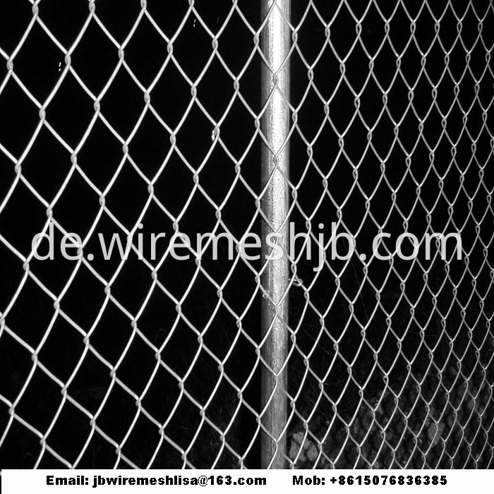 PVC Coated And Galvanized Chain Link Fence